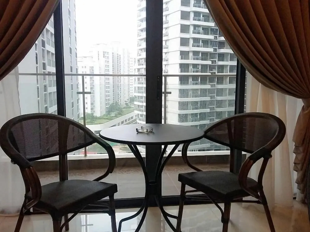 Pool View Suites