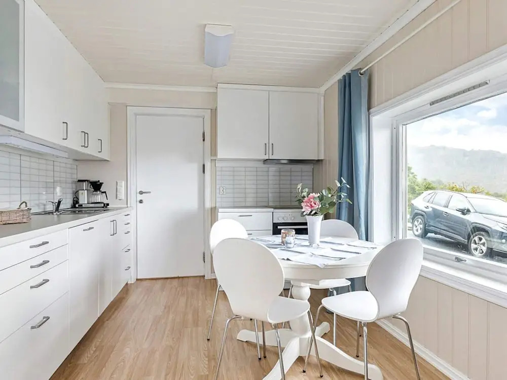 10 person holiday home in Kalvåg-By Traum