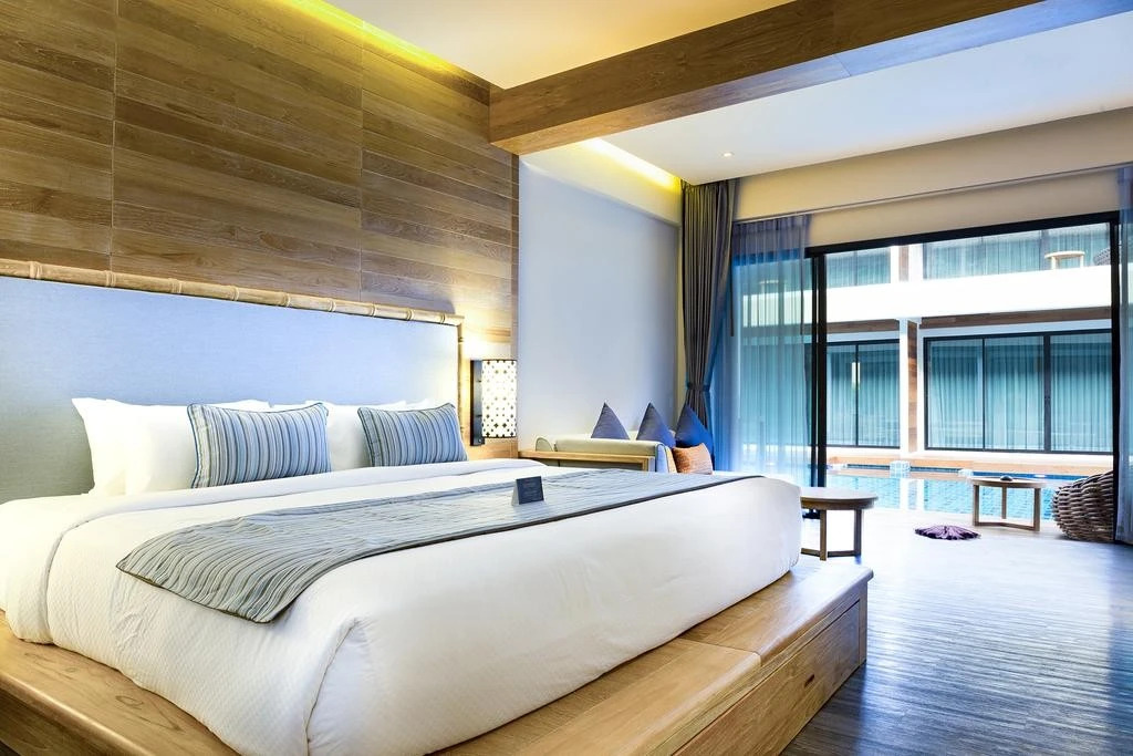 AKIRA Lipe Resort