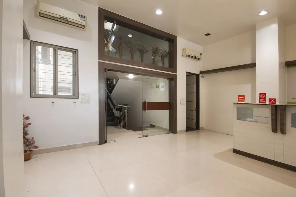 CozyNest Service Apartments - Baner Pune