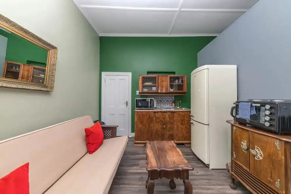 Central and Cosy 1 BD Studio Apartment in Woodstock