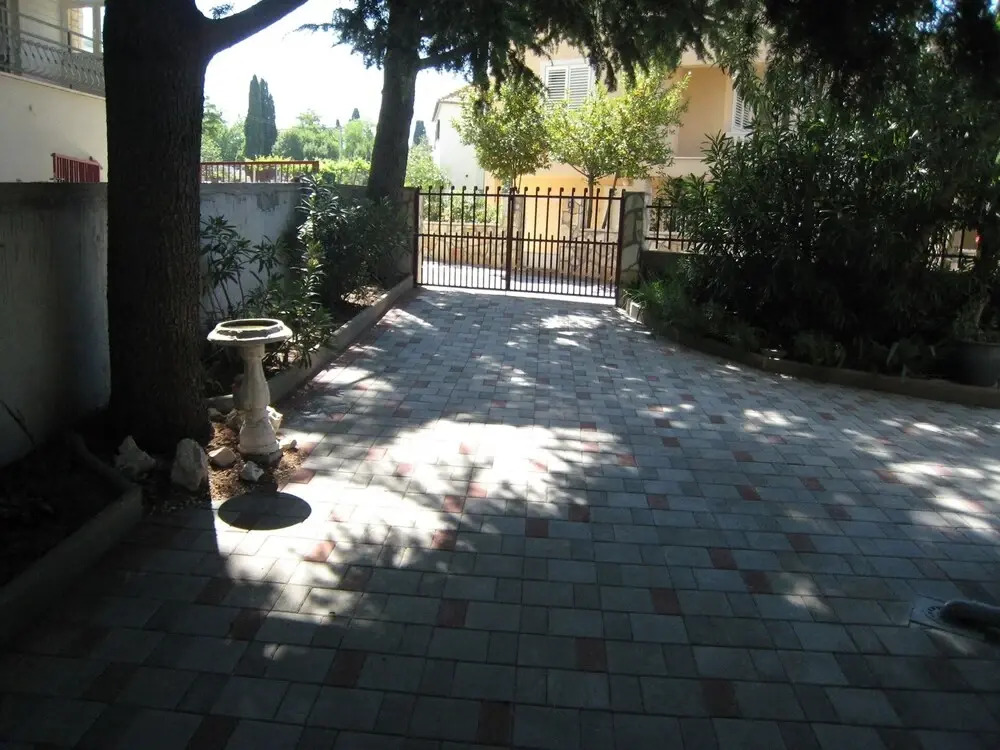 Renci - 100 m From sea - A1
