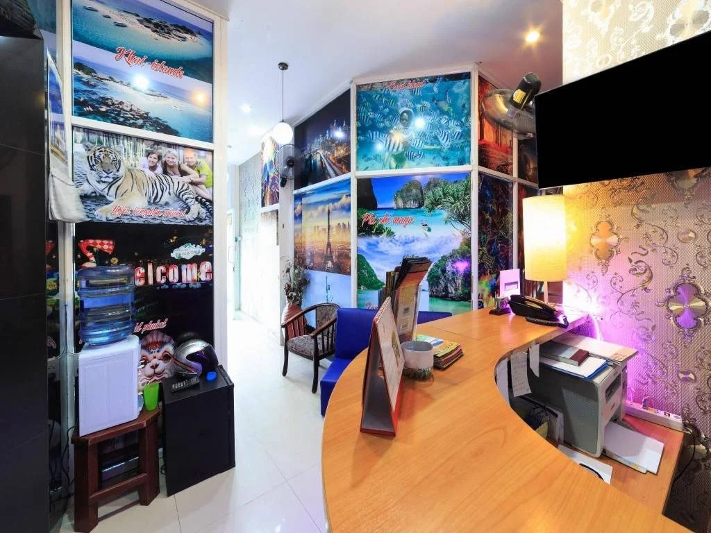 7 Sky Residency