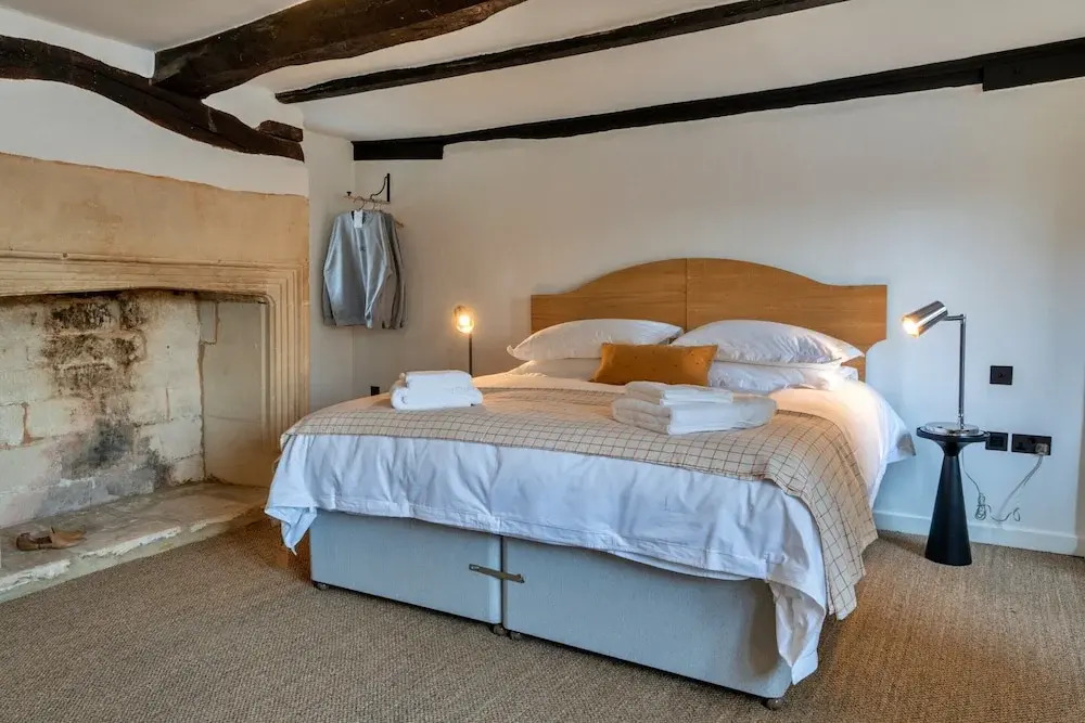 Holiday Home in Painswick, No Deposit