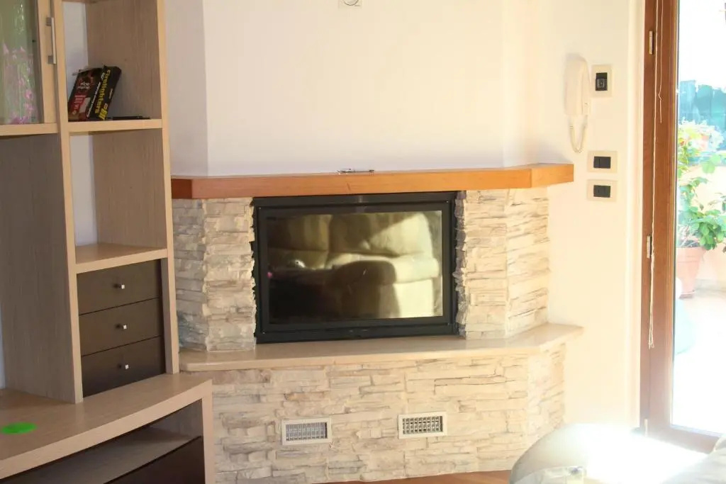 2 bedrooms appartement with city view furnished terrace and wifi at La Spezia 8 km away from the beach
