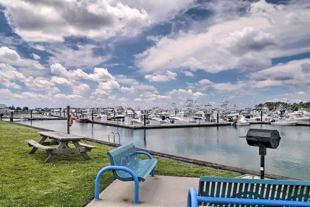 Bay-view Retreat w/ 5 Balconies in Bethany Beach!
