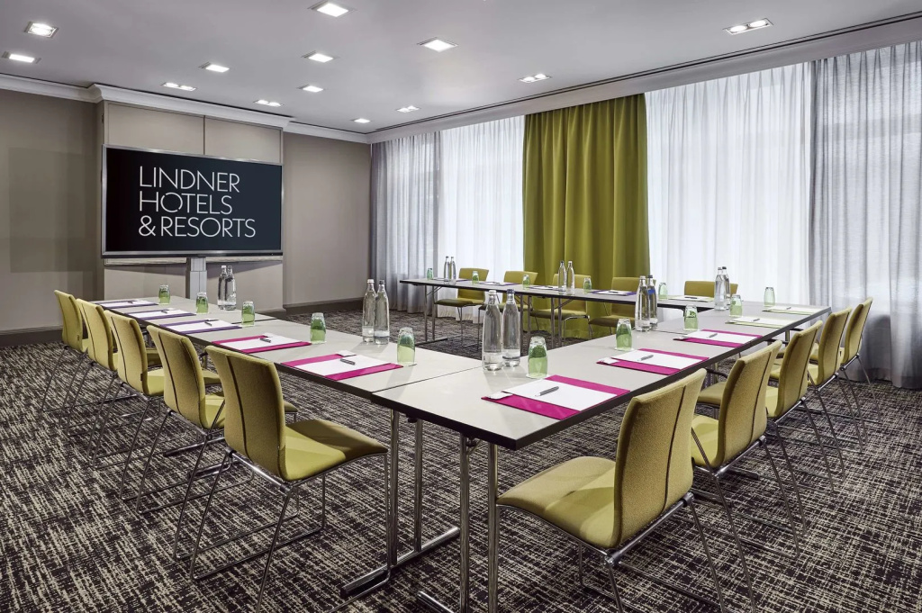 Lindner Hotel Cologne City Plaza, part of JdV by Hyatt