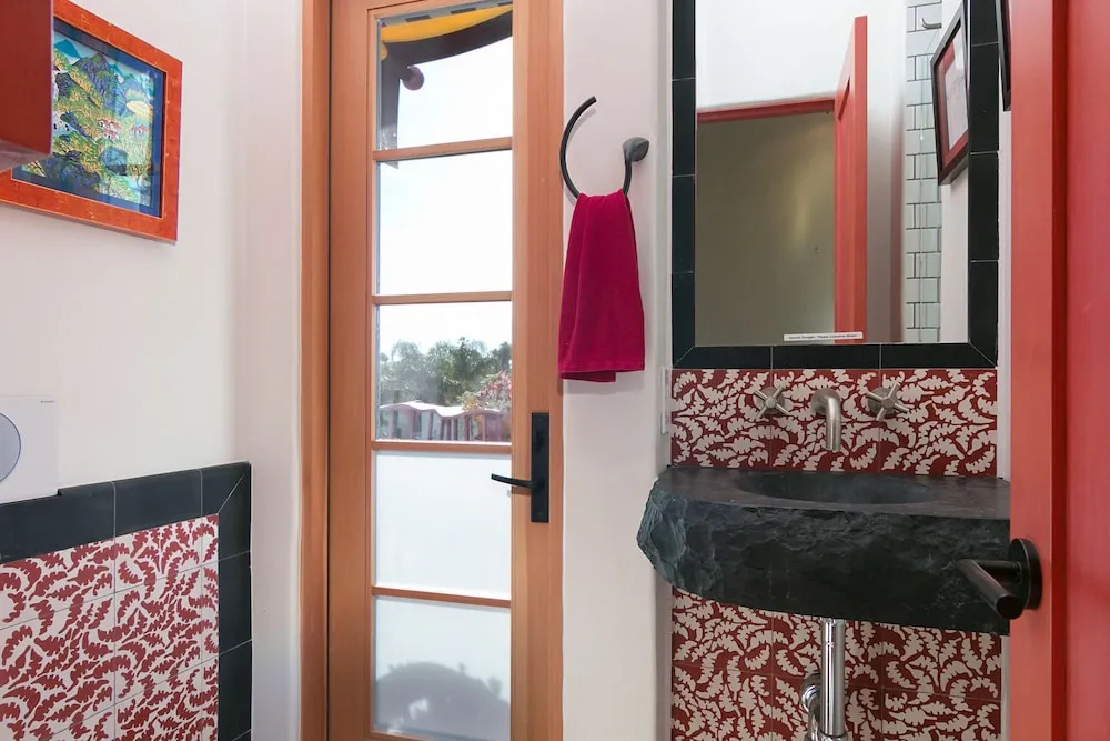 522 Garden Street Apartment Unit 3