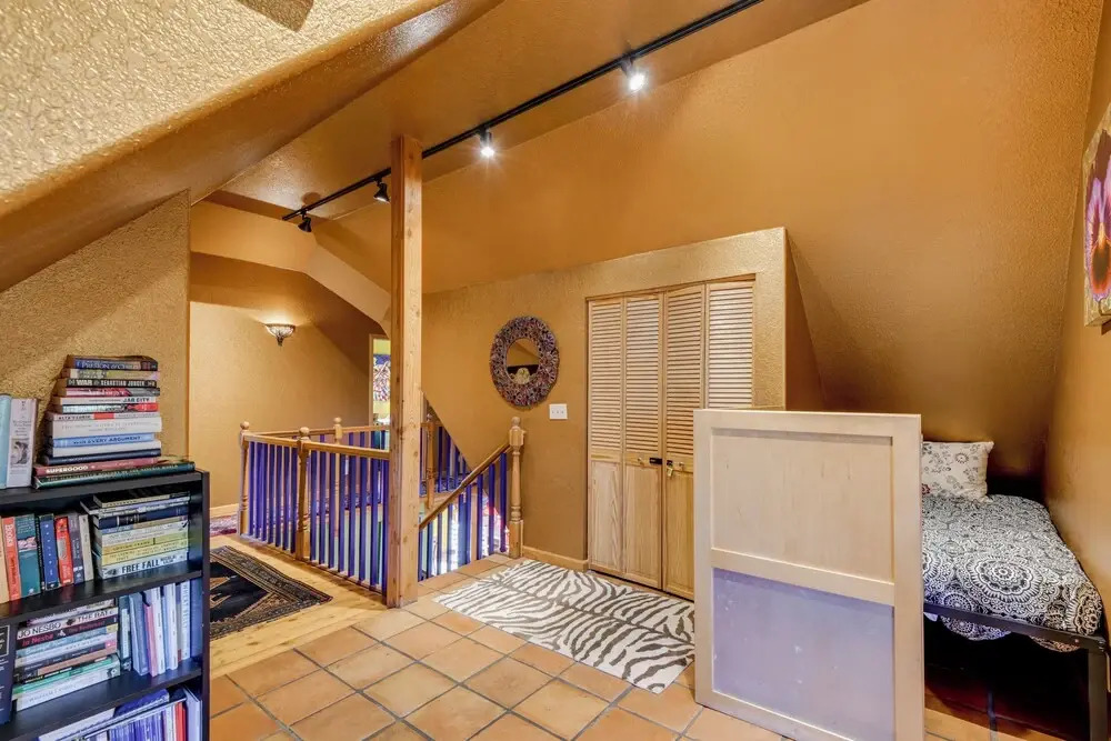 Bike, Hike & Ski: Artsy Steamboat Springs Retreat!