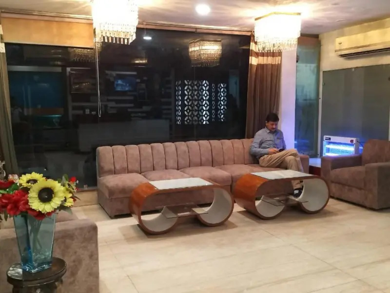 Collection O 28628 Hotel Himgiri Residency