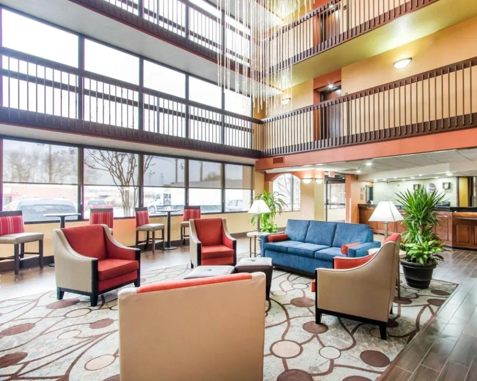 Comfort Inn & Suites Memphis East
