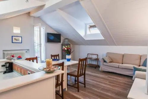 Ravello Art Apartments
