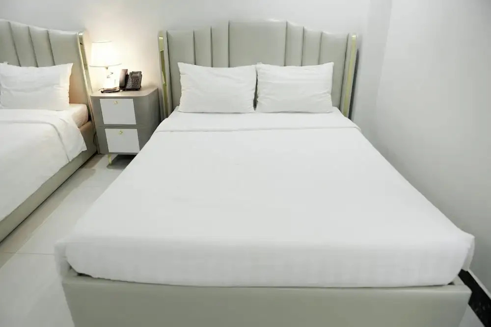 Tân Hạnh Hotel