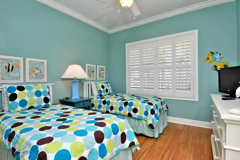 Direct Beach Front Apartment 3