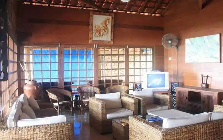 Villa Roca Layung
