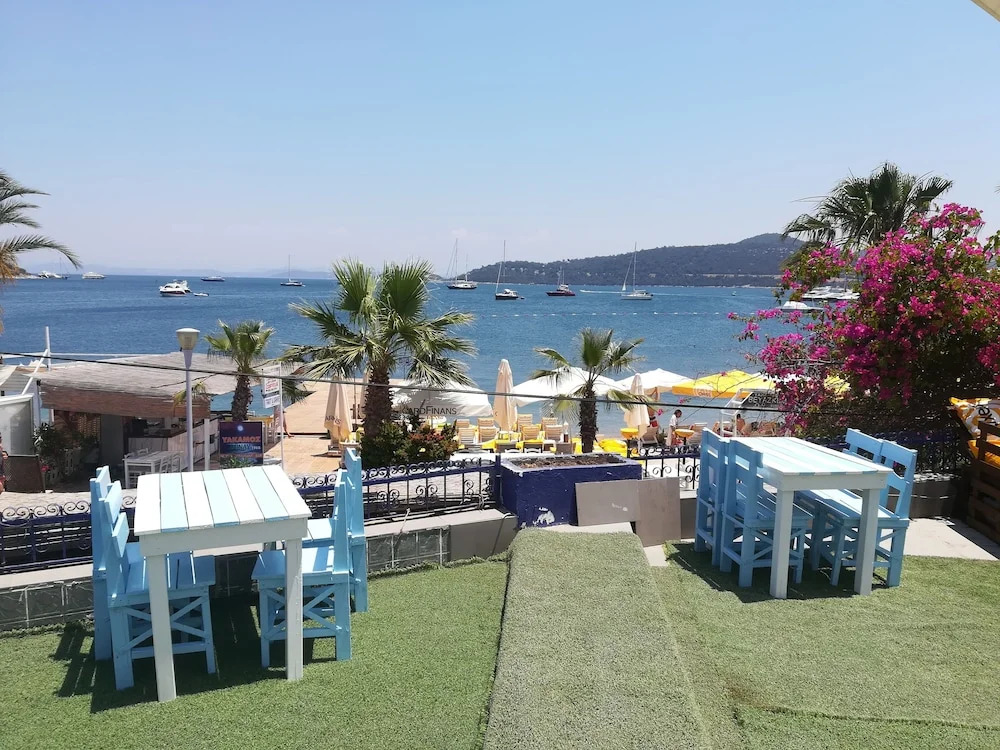 Yakamoz Beach Boutique Hotel
