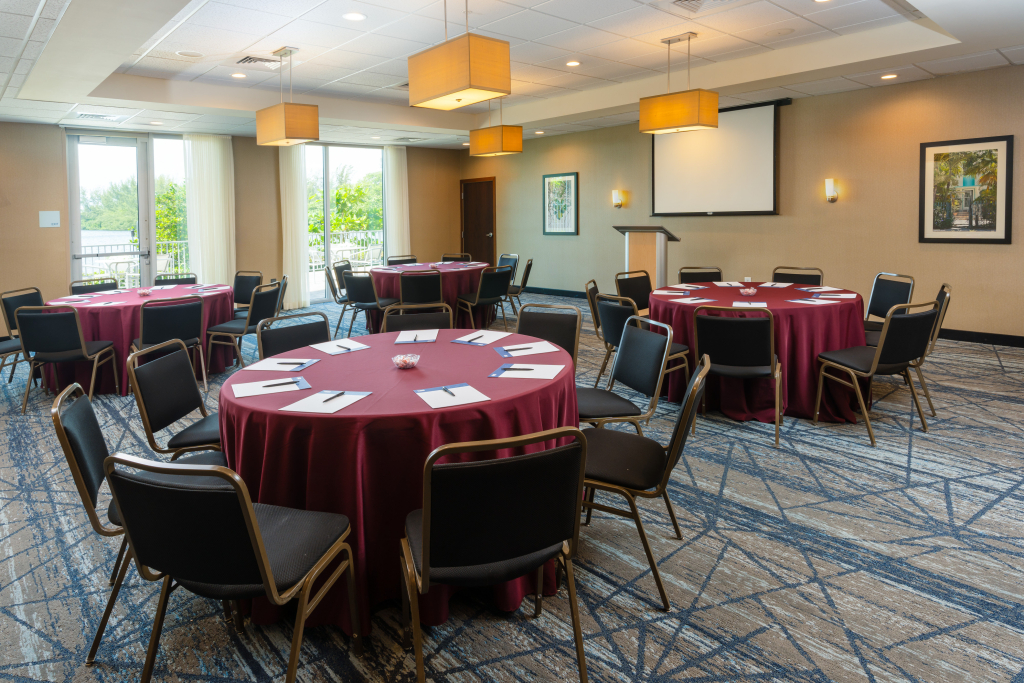 Holiday Inn Express Miami Airport-Blue Lagoon Area by IHG