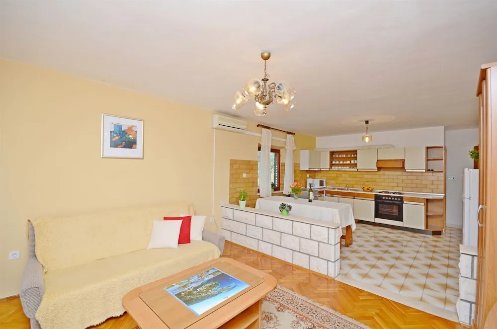 House Marija