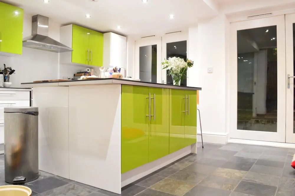 Spacious 2 Bedroom House Close to Notting Hill