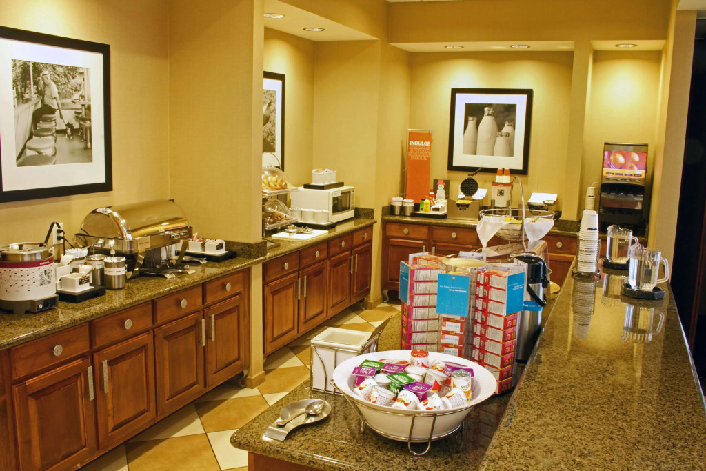 Hampton Inn & Suites Chesapeake-Battlefield Boulevard