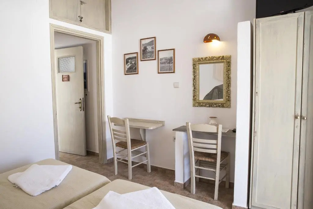 Akrogiali Pension