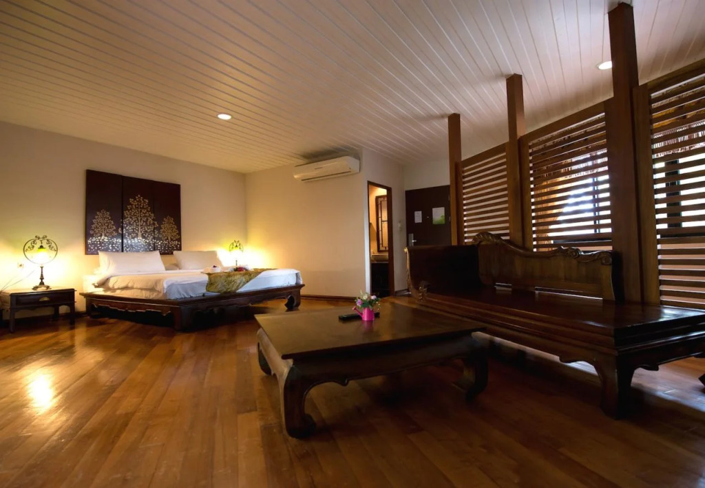 Baan Tai Had Resort