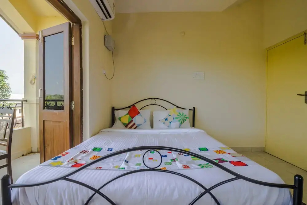 OYO 19390 Home Elegant 2bhk Aldona