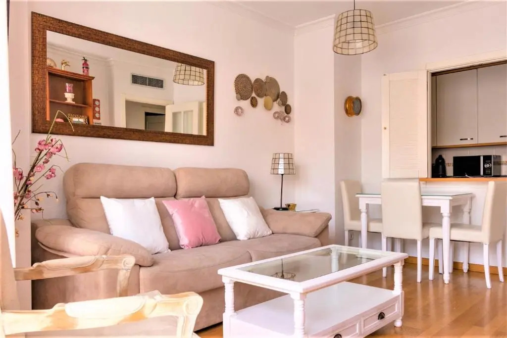 Deyanira 59 Suite Madrid Airport Ifema