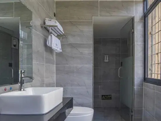 Heyuan Business Hotel