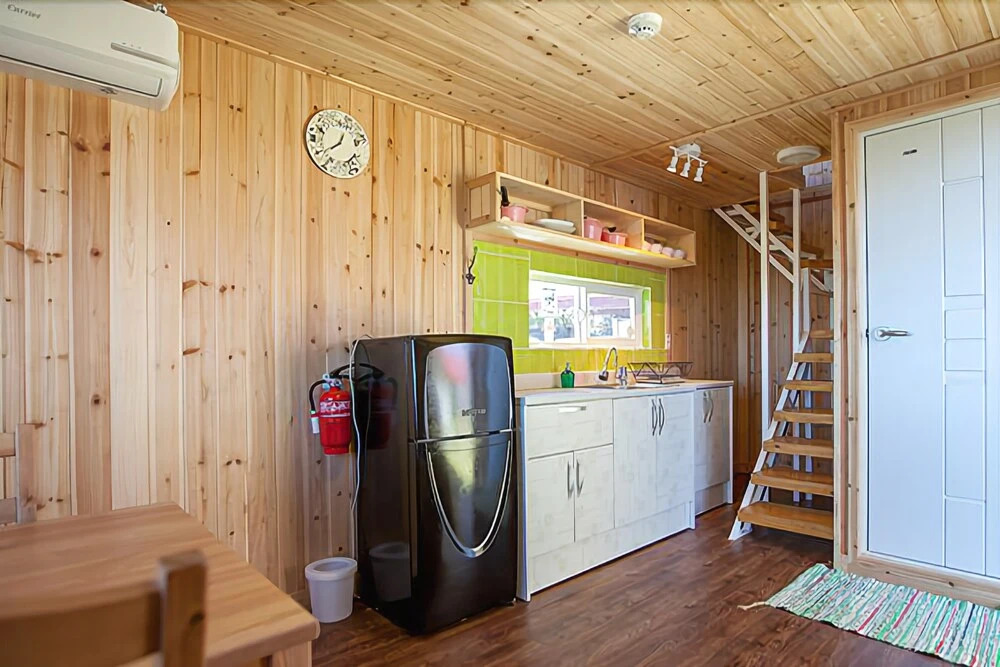 Jeju Sandy Pet Pension & Guesthouse