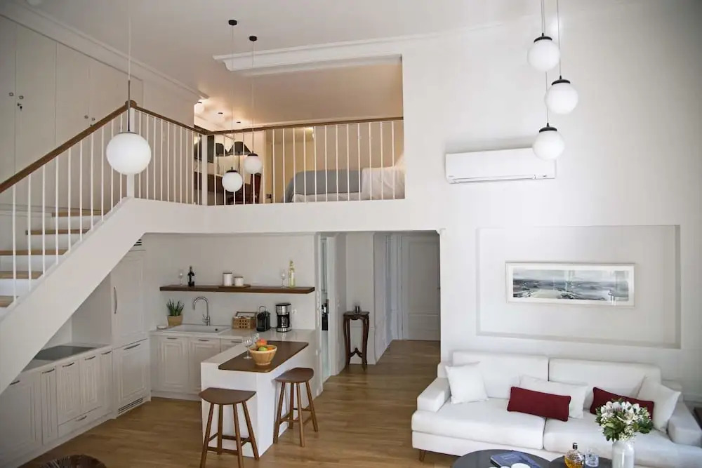 Four Streets Athens - Luxury Suites Apartments in Athens