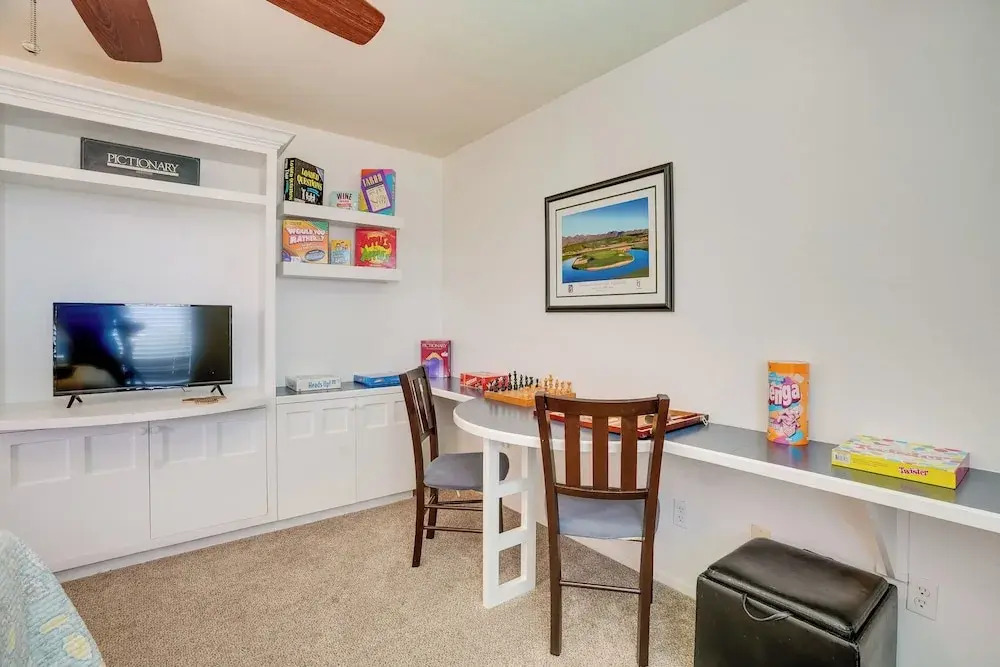 1/2 Mi to Lake: Family Home w/ Hot Tub in Goodyear
