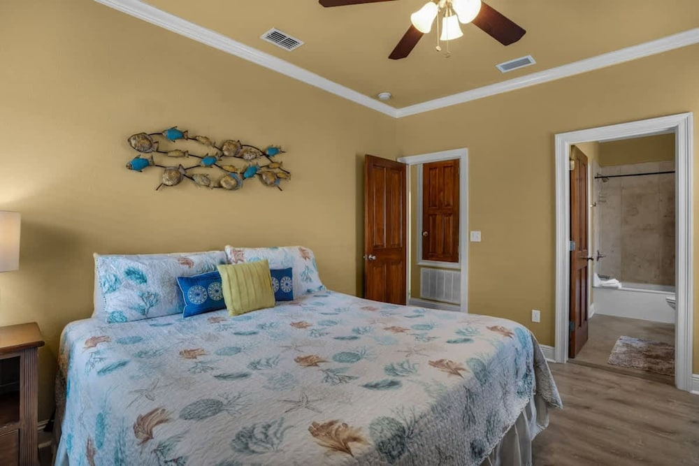 Home Sweet Destin - 6bdr - Sleeps 14 - Next 2 Beach