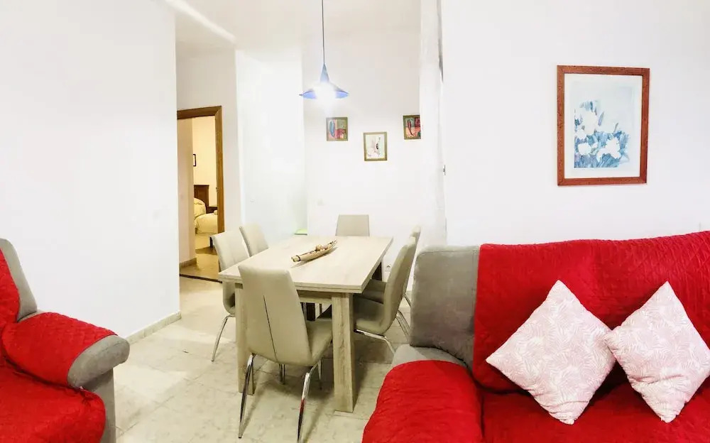 Villa Neptuno with private pool, sea view, Smart-TV free Wifi