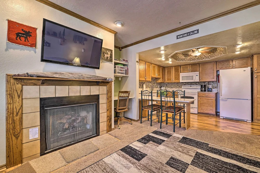 Brian Head Resort Condo - Near Skiing & Hiking!