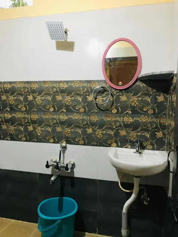 Rohit Home Stay