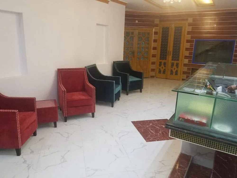 Safari hotel