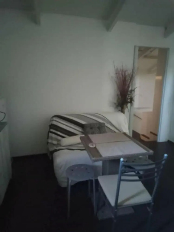 Simple Stay Vari s House II