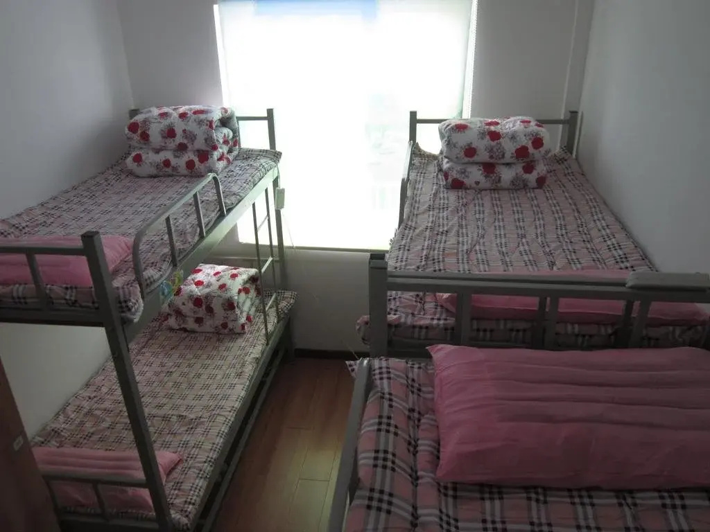 Zhangye Lvan Hostel