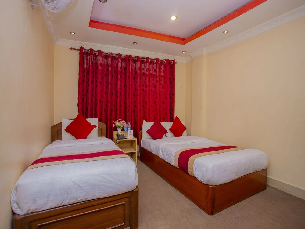 OYO 305 Hotel Gauri
