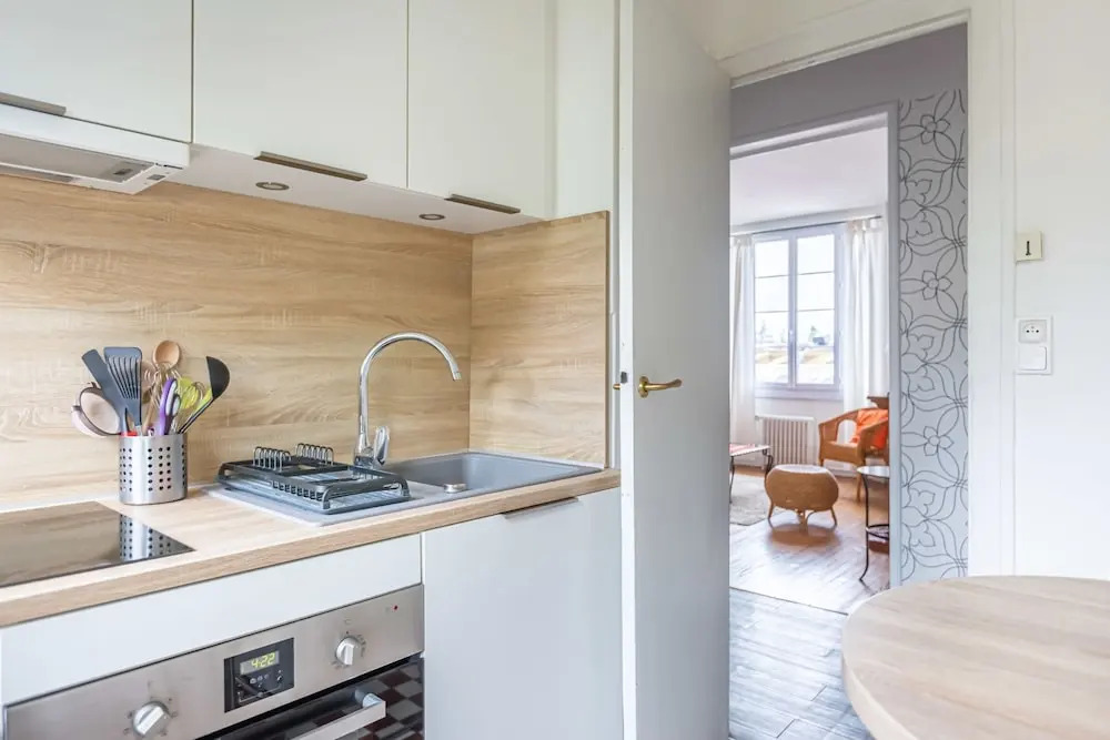 Nice Apartment for 4 Guests - Stade Chaban Delmas
