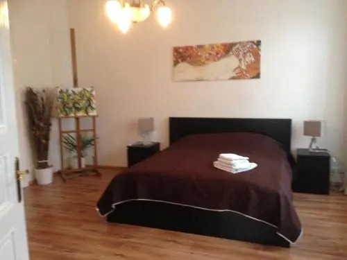 Exclusive apartment on Zborovska