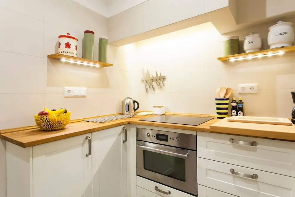 Stylish Lisbon Apartment in Alfama w/ Heating