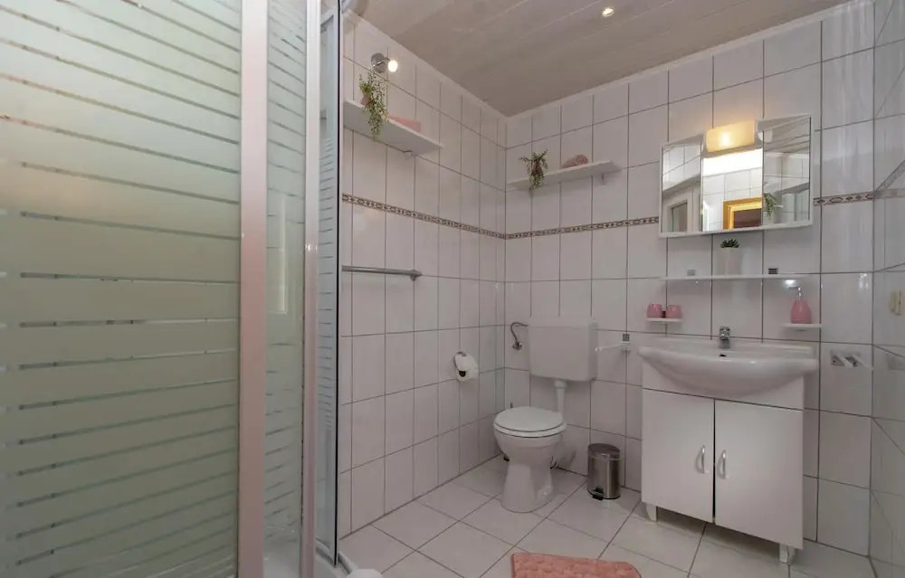 Stunning Home in Orebic With Wifi and 2 Bedrooms