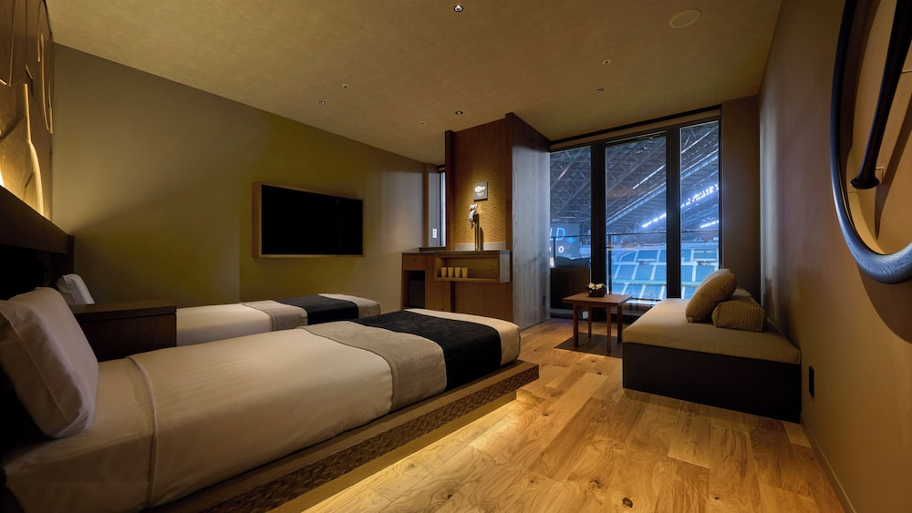 tower eleven hotel