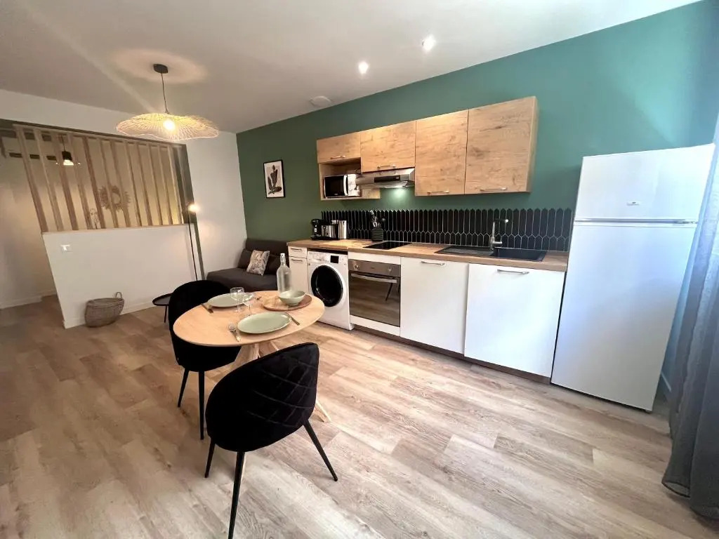 LE QUAI 1 - Spacieux Studio NEUF CALME - CLIM - WiFi - Gare à 200m