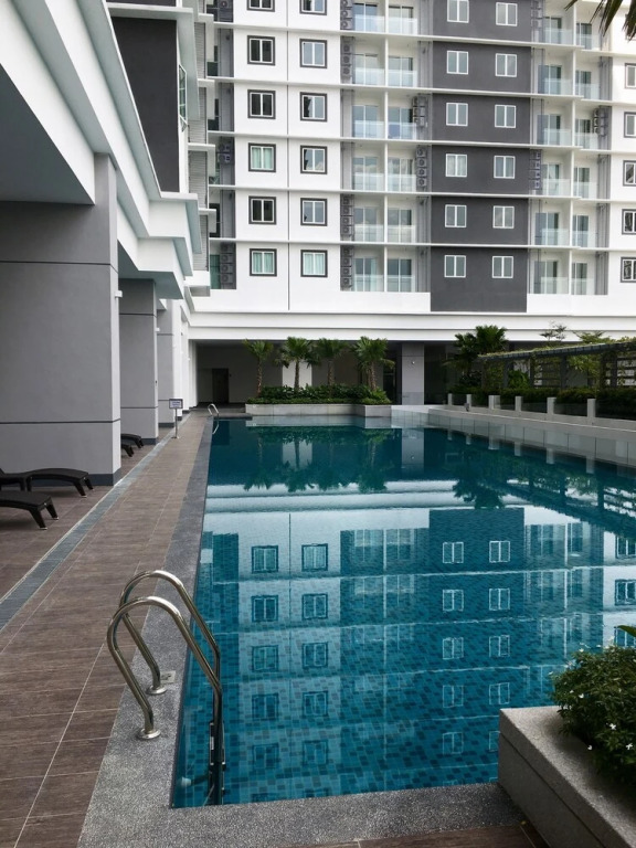 South Bank Mid Valley