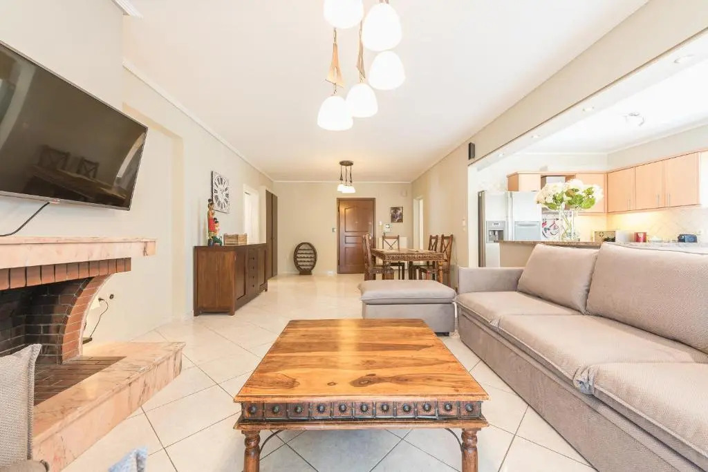 Luxury and Spacious apt for 8 guests New features April 2025