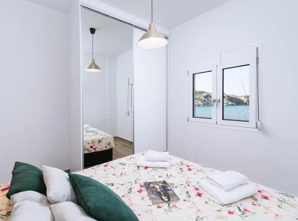 Beach front apartment with swimming pool