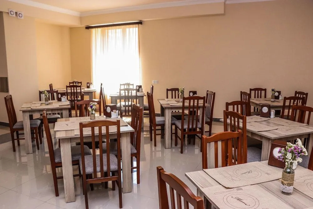 Yerevan Centre Hotel